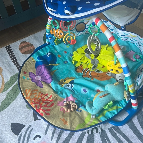 Mr Ray Ocean Lights Finding Nemo Tummy Time Mat Bright Starts